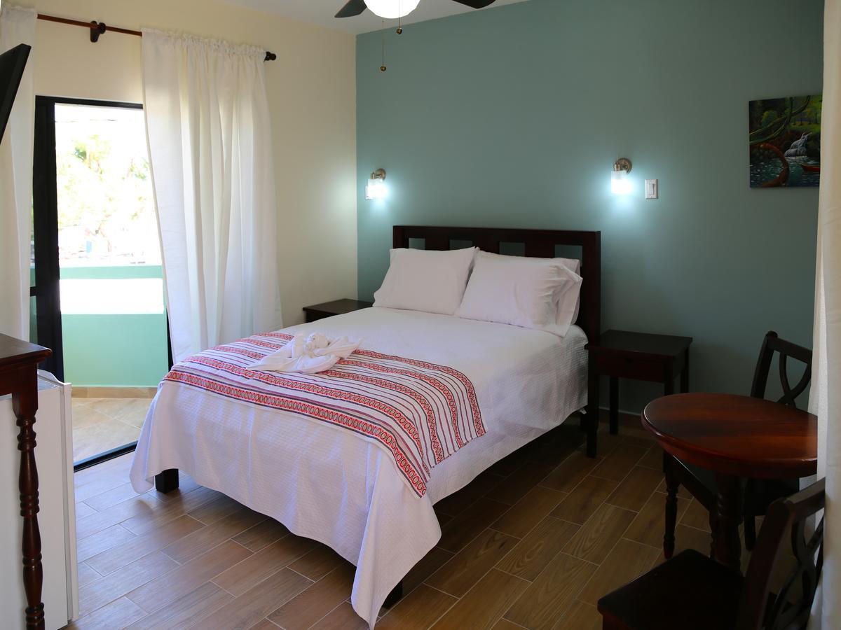 Deluxe Queen Room,846582110:JPEG